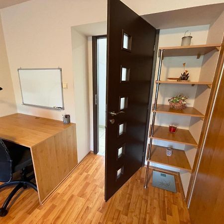 Apartman Bibi-D Комарно Экстерьер фото