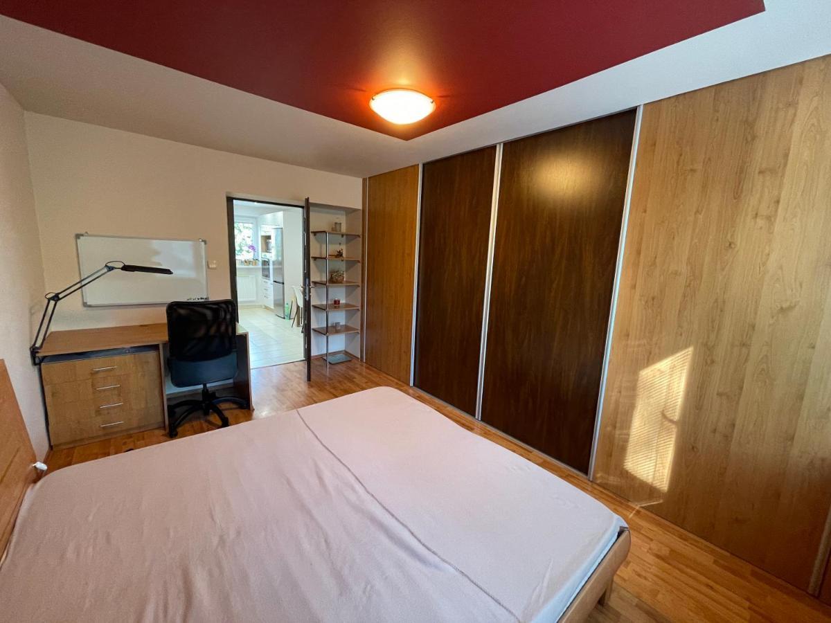 Apartman Bibi-D Комарно Экстерьер фото