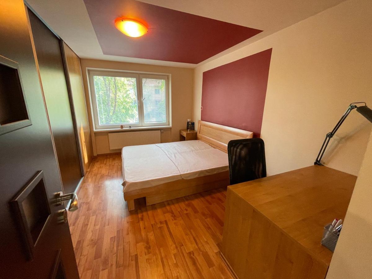 Apartman Bibi-D Комарно Экстерьер фото
