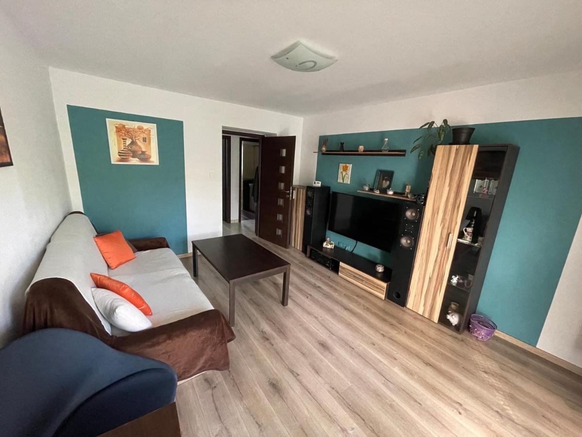 Apartman Bibi-D Комарно Экстерьер фото